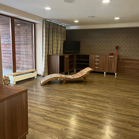 High Tatras Foothills Apartment דירה