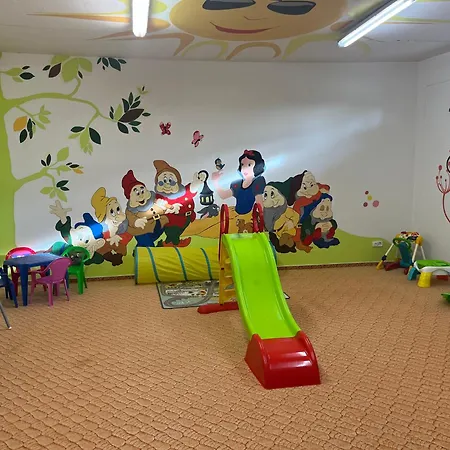 公寓 High Tatras Foothills Apartment 韦尔卡鲁穆尼卡